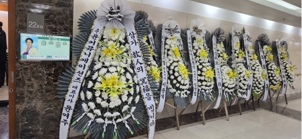 ������ ���� ���� 3�� ȭȯ �ɹ�� ���� 